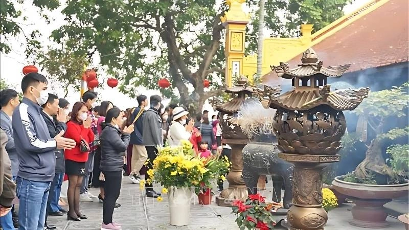 Con số may mắn liên quan tới giấc mơ thấy đi chùa